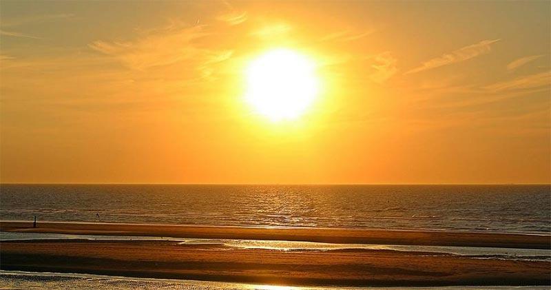 A sunrise over the ocean.
